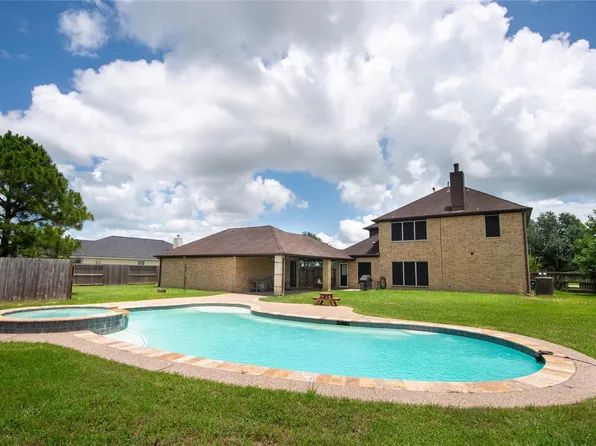 11206 Aaron Way, Needville, TX 77461