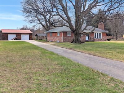 7081 W Lake Rd, Fairview, PA, 16415