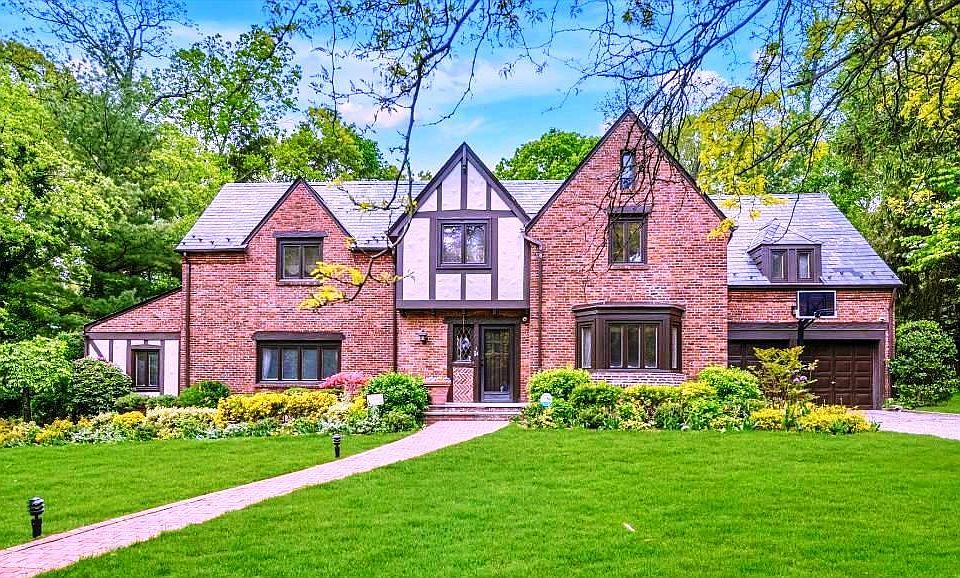 1st image of 1 Wensley Drive