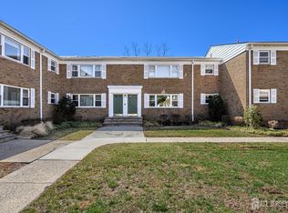 172 Evergreen Rd APT 14B, Edison, NJ 08837
