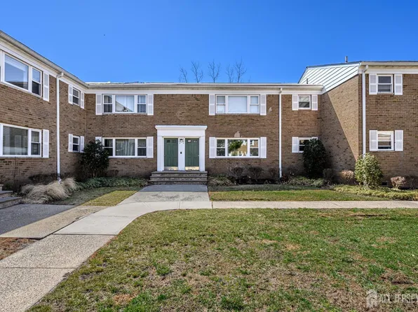 172 Evergreen Rd APT 14B, Edison, NJ 08837