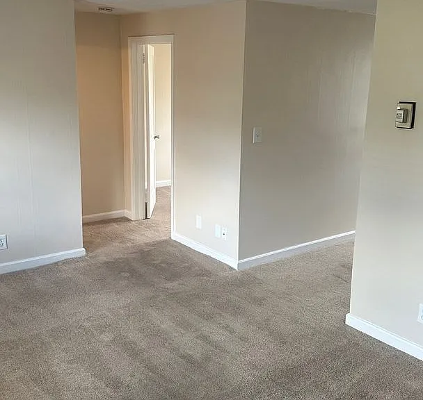 Shawomet Gardens Apartments — Photo 5