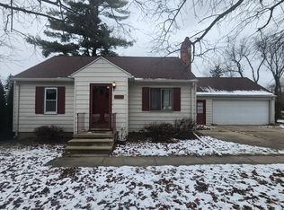 1942 Ward Rd, Bloomfield Hills, MI 48302