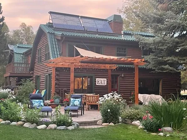 105 Greenhouse Ln, Hailey, ID 83333