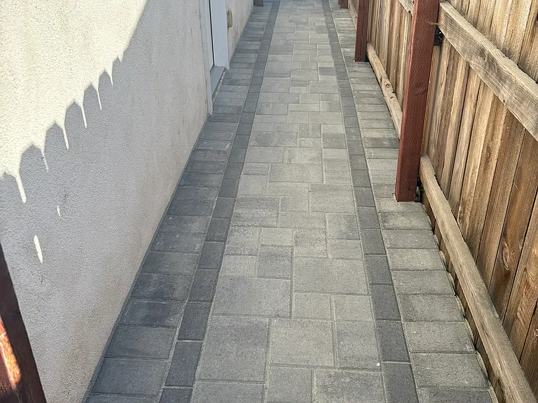 E Aliso St — Photo 8