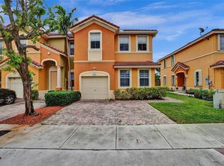 8495 SW 165th Pl, Miami, FL 33193