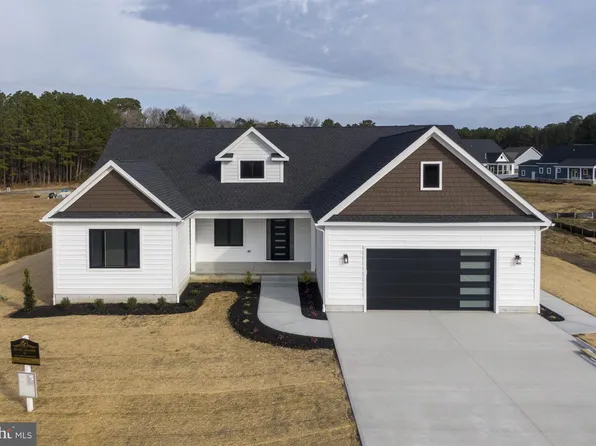 3 Seattle Slew Ln, Ocean Pines, MD 21811