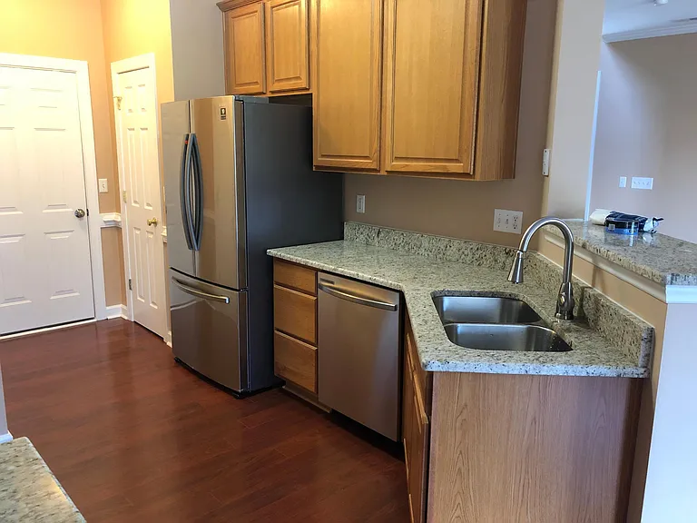 11008 Farmville Rd — Photo 6
