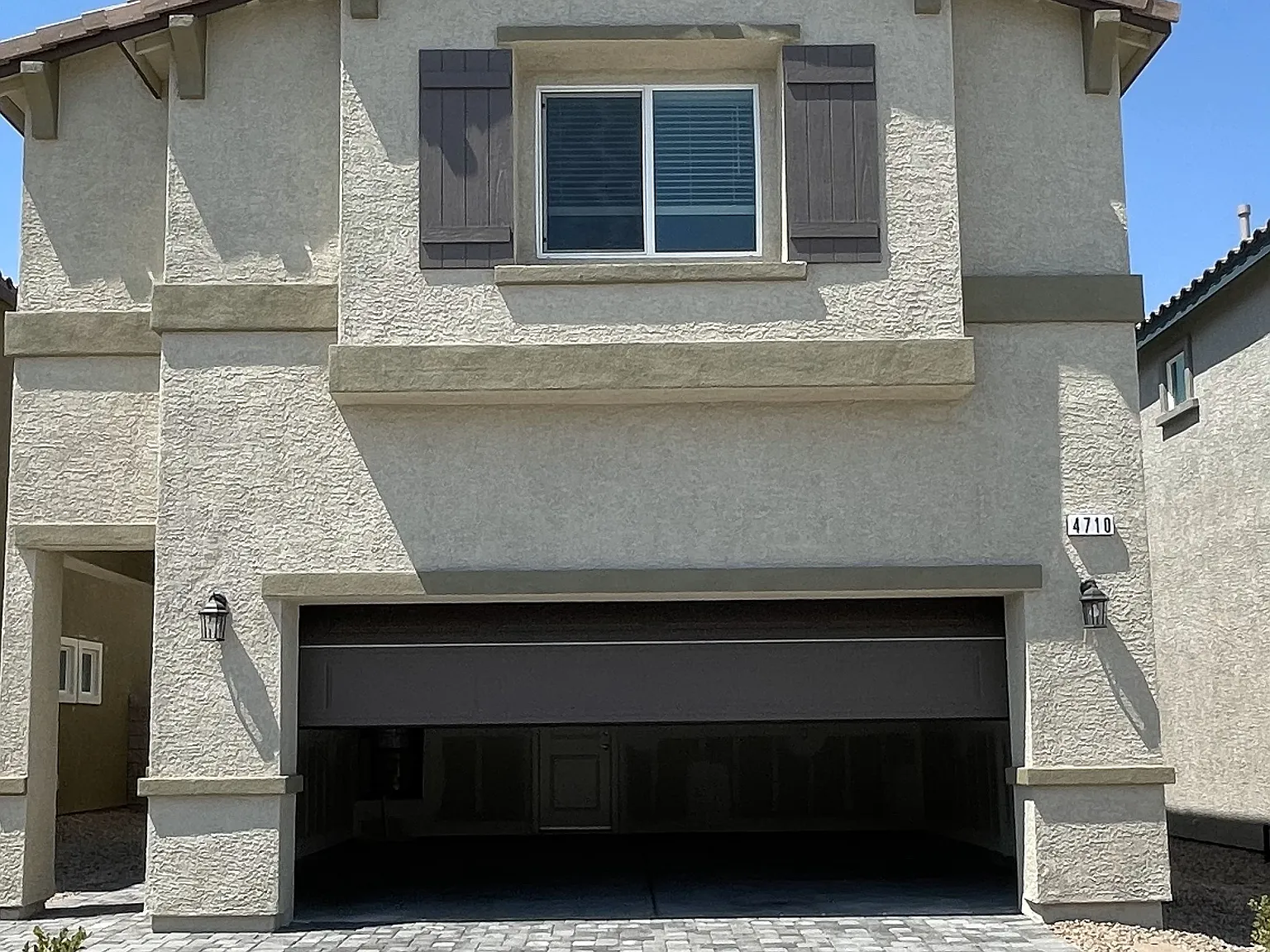 4710 Arctic Cliffs Ave — Photo 2