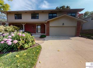 13017 Morning View Dr, Omaha, NE 68137