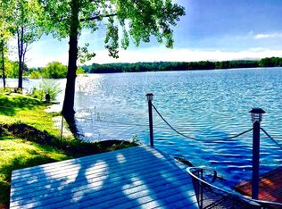 859 Plainview Dr, Dandridge, TN 37725