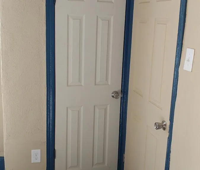 Door out & closet back room