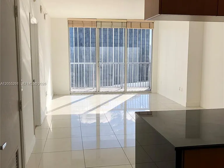 1750 N Bayshore Dr #2012 — Photo 5