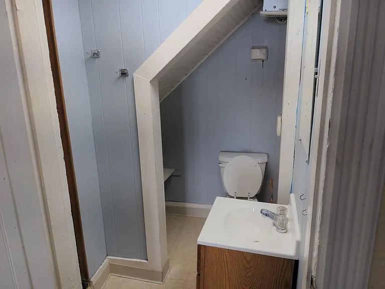 7 Washington St #2 — Photo 3