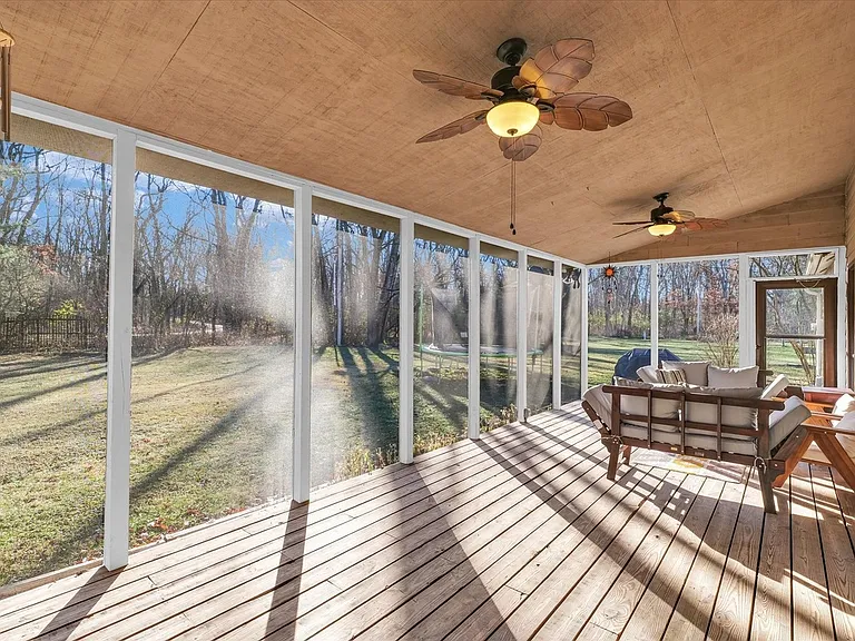 1705 Lake Shore Dr — Photo 19