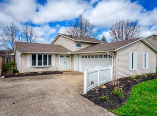 5430 Manning Cir, North Ridgeville, OH 44039