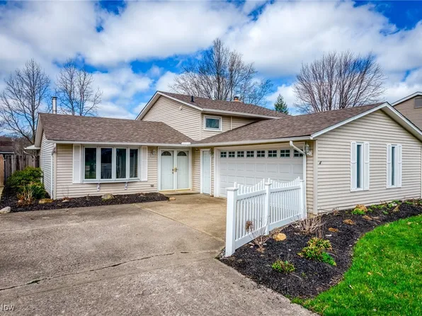 5430 Manning Cir, North Ridgeville, OH 44039