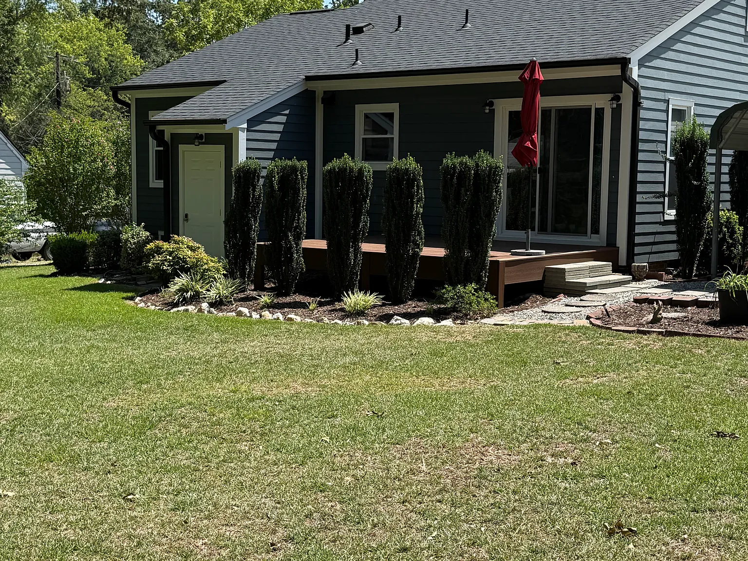 3 bed, 1022 sqft, $1,850 — Photo 3