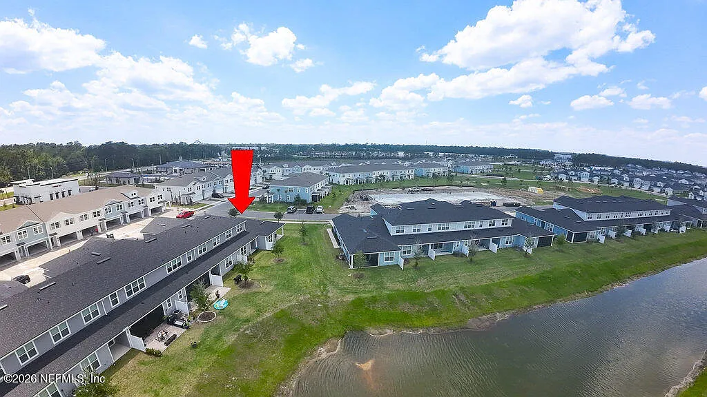 Building Photo - 395 Cherry Elm Dr