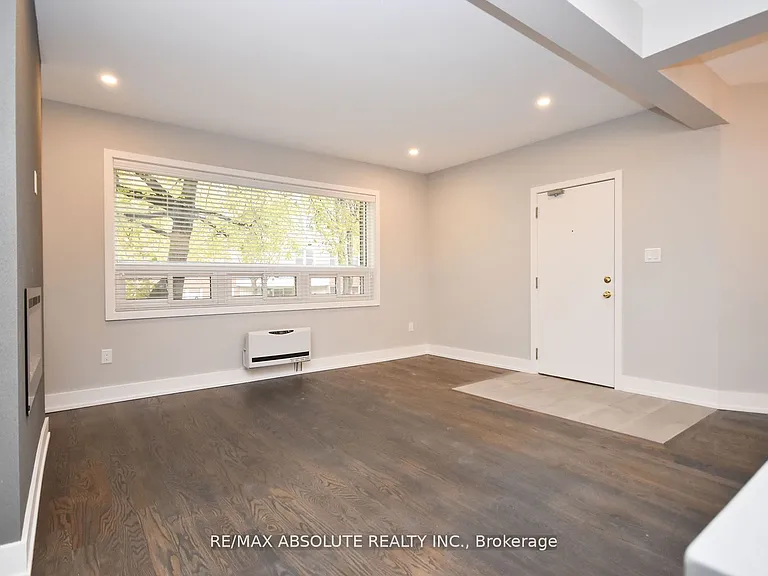 280 Daly Ave #1 — Photo 4