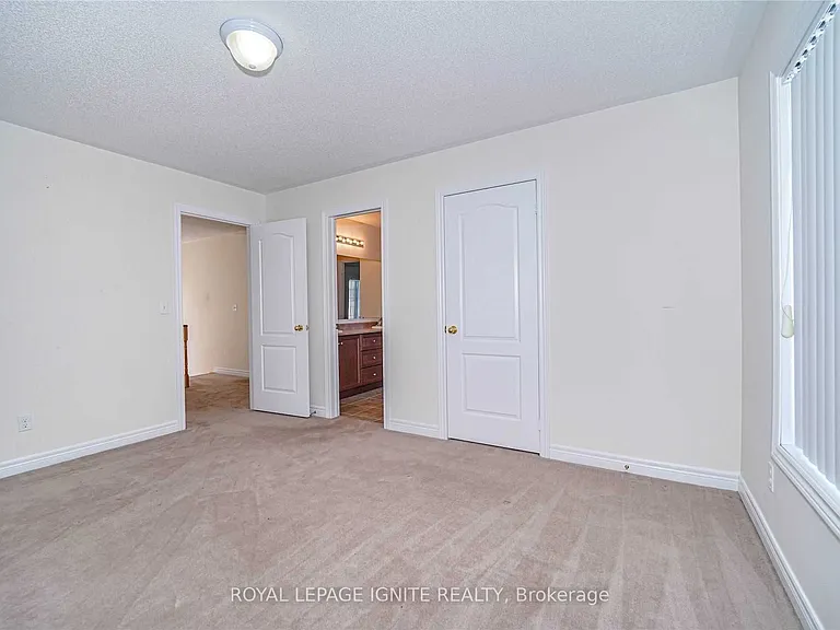26 Ironshield Dr #UPPER — Photo 33