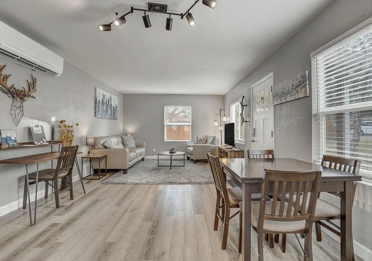 1313 Cooper Ave — Photo 1