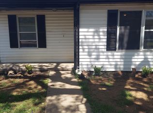 512 NW 3rd St #A, Mineral Wells, TX 76067