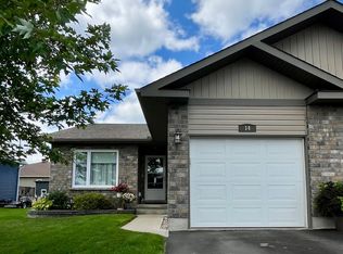 14 Otteridge Ave, Renfrew, ON K7V0A1