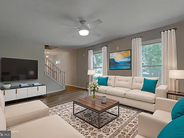 22373 Enoch Rd — Photo 4