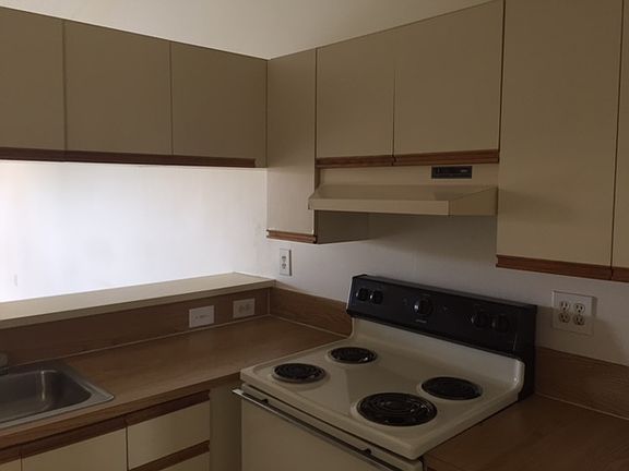 5th image of 9889 Nob Hill Ct