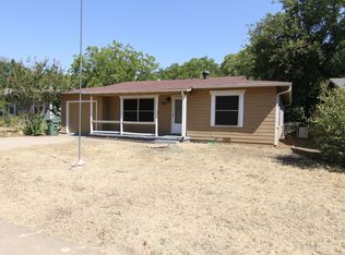 809 Dugan St, Arlington, TX 76010