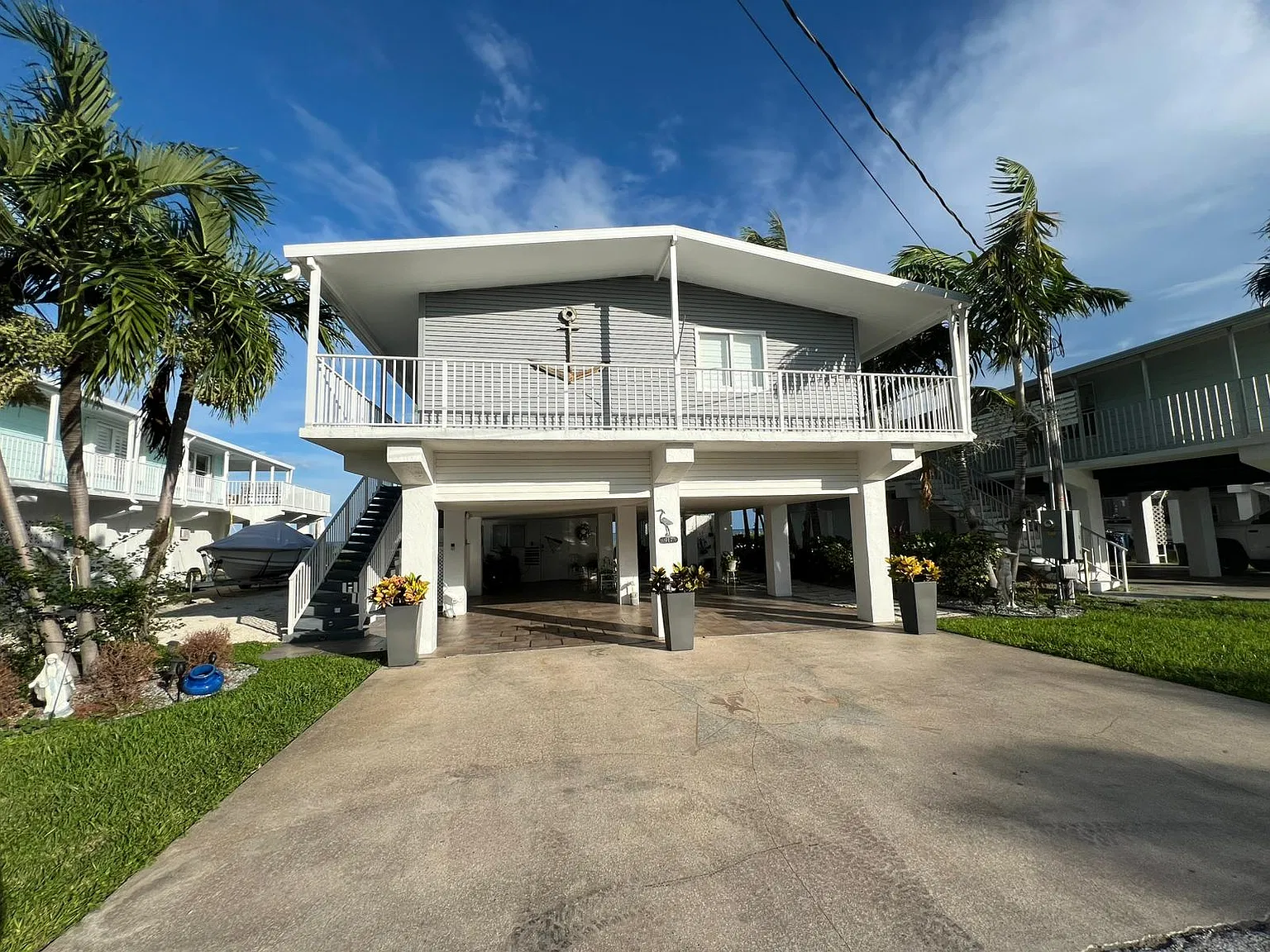 2 bed, 1368 sqft, $10,300 — Photo 3