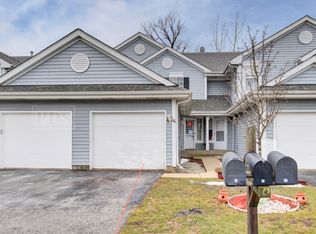 16 Abbey Ln, Park Forest, IL 60466