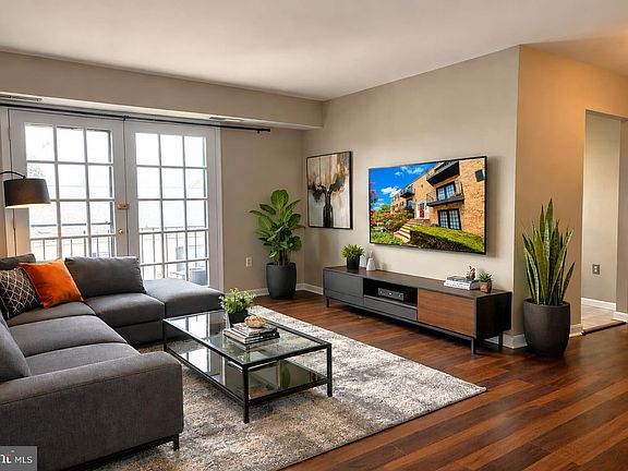 2nd image of 430 N Armistead St APT 303