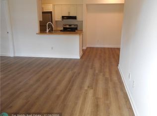 mum.wnw8 Form Stash Hi-Rise Compression 7/8 Tights with Pockets – 2XU