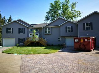 301 7th St UNIT A, Coralville, IA 52241