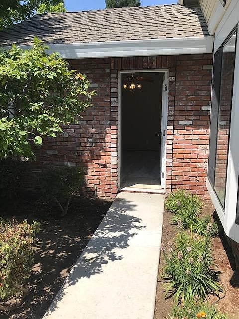 1st image of 4611 Lemonhill Dr