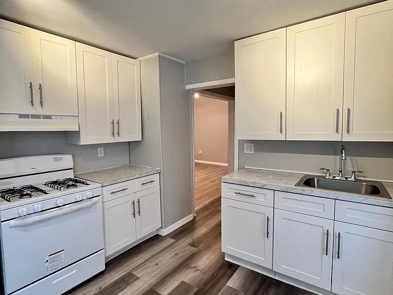 197 Gates Ave #1 — Photo 1