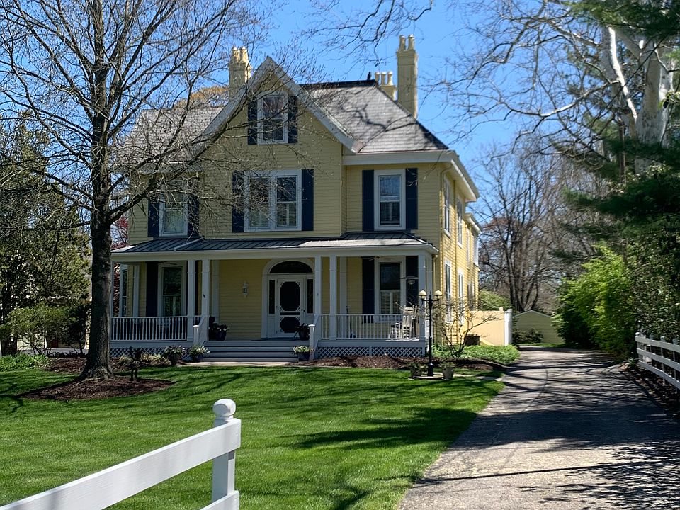 1st image of 625 Elm Ave