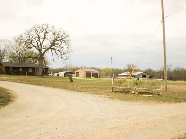 16132 S 2700 Road, El Dorado Springs, MO 64744