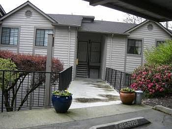 1st image of 11419 99th Pl NE APT 303