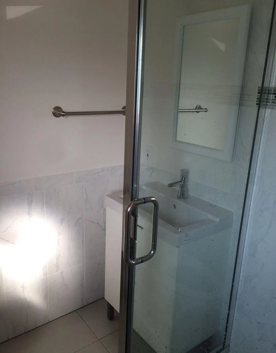 1 bed, 350 sqft, $2,450 — Photo 4