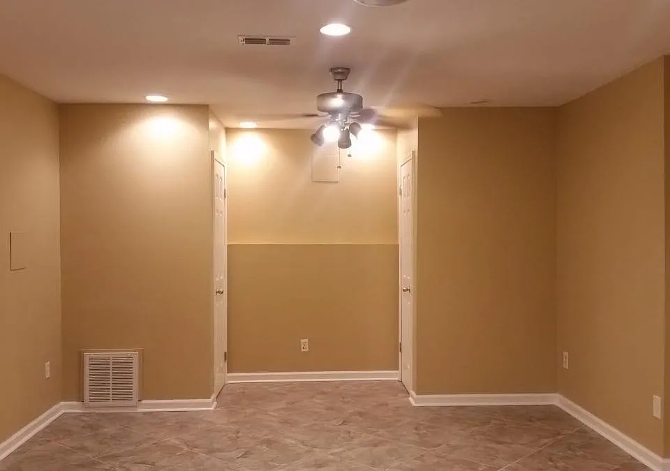 Living area (entrance on left)