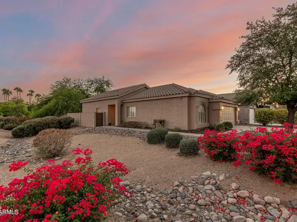 9115 W CALAVAR Road, Peoria, AZ 85381