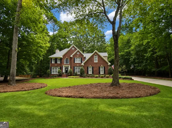 370 Stonehaven Dr, Fayetteville, GA 30215