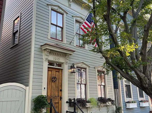 1015 Queen St, Alexandria, VA 22314