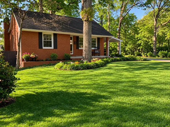 1821 Rankin St, Raleigh, NC 27604