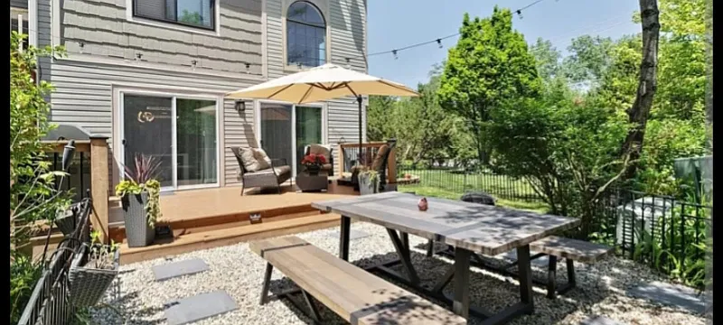 3 bed, 2.5 bath, 2085 sqft, $3,200 — Photo 4