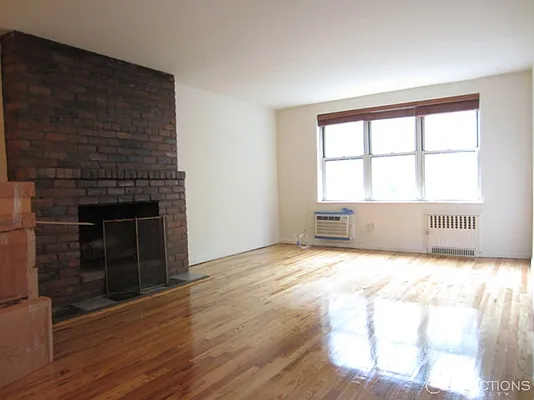 Rented by City Connections Realty | media 5