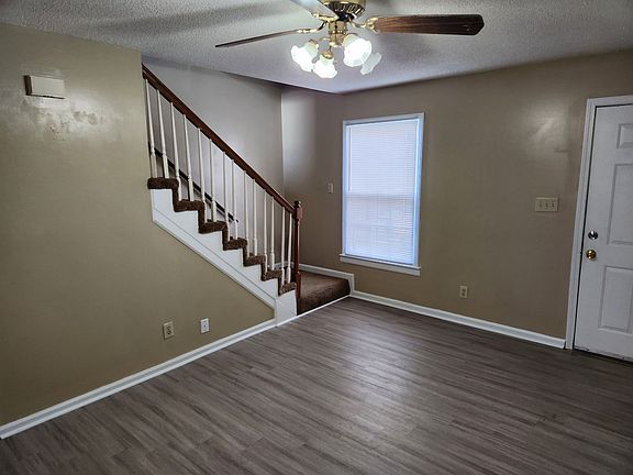 2nd image of 279 Northridge Dr APT 4